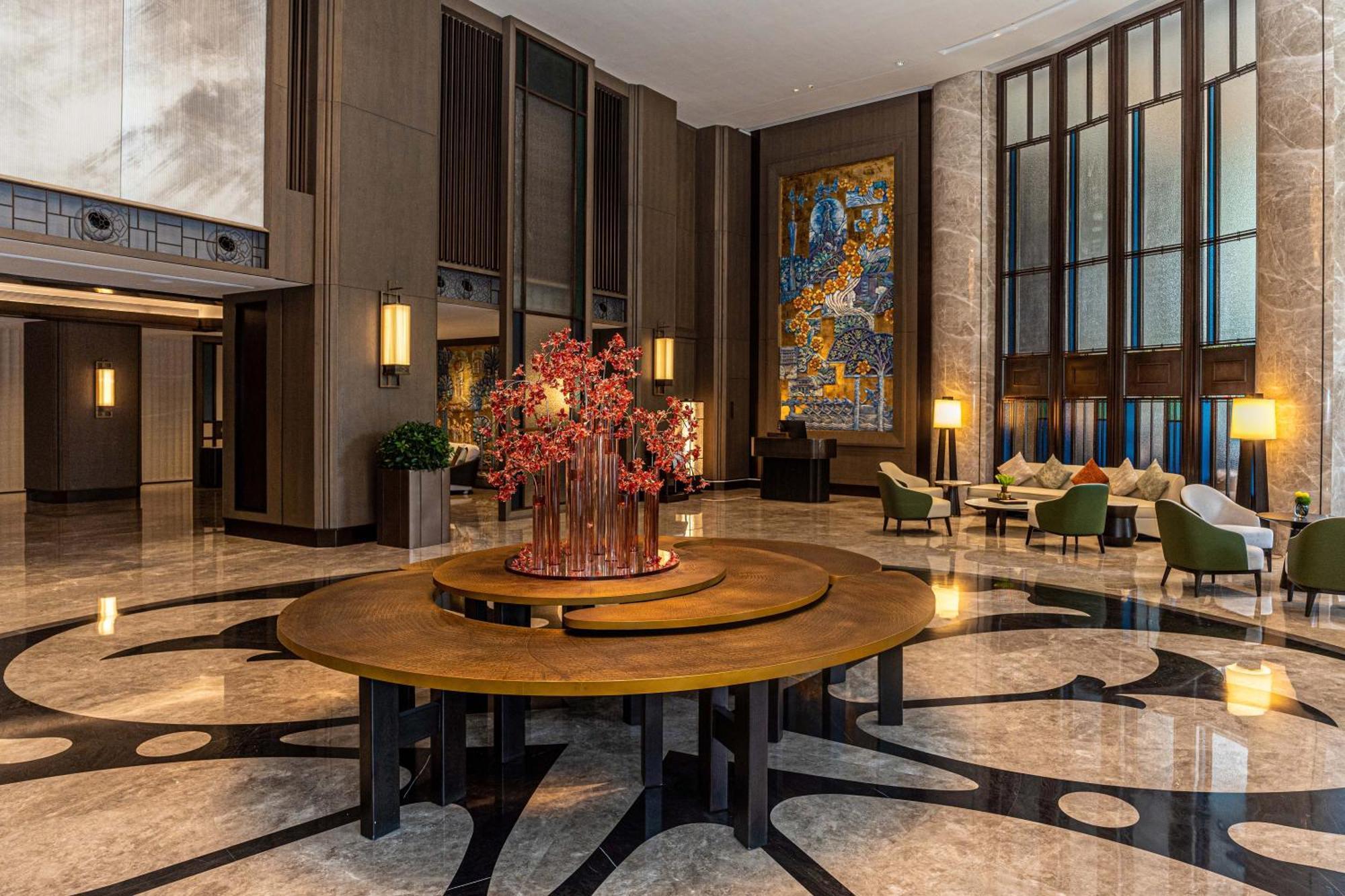 Yuexiu Hotel Guangzhou, Curio Collection By Hilton Екстер'єр фото